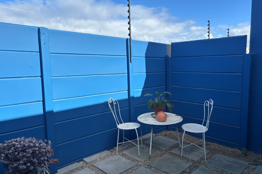 2 Bedroom Property for Sale in Guldenland Western Cape